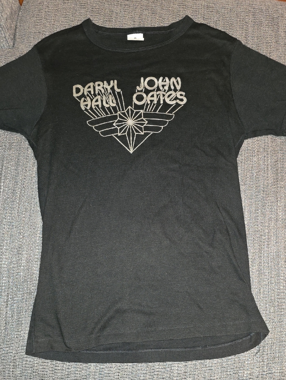 VINTAGE HALL & OATES, Women's Large. Classic Band Shirt